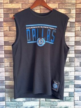 EUC NBA Dallas Mavericks 'LUKA DONCIC' Retro Basketball Jersey Size L